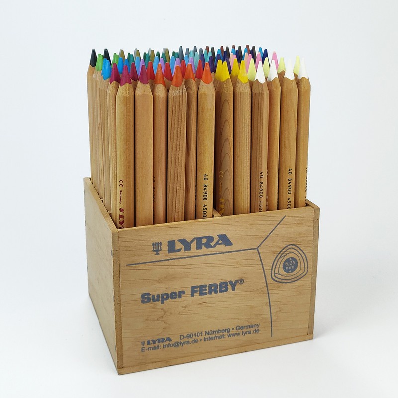 

LYRA SUPER FERBY 69 WARNA WOODEN DISP - Pensil Warna