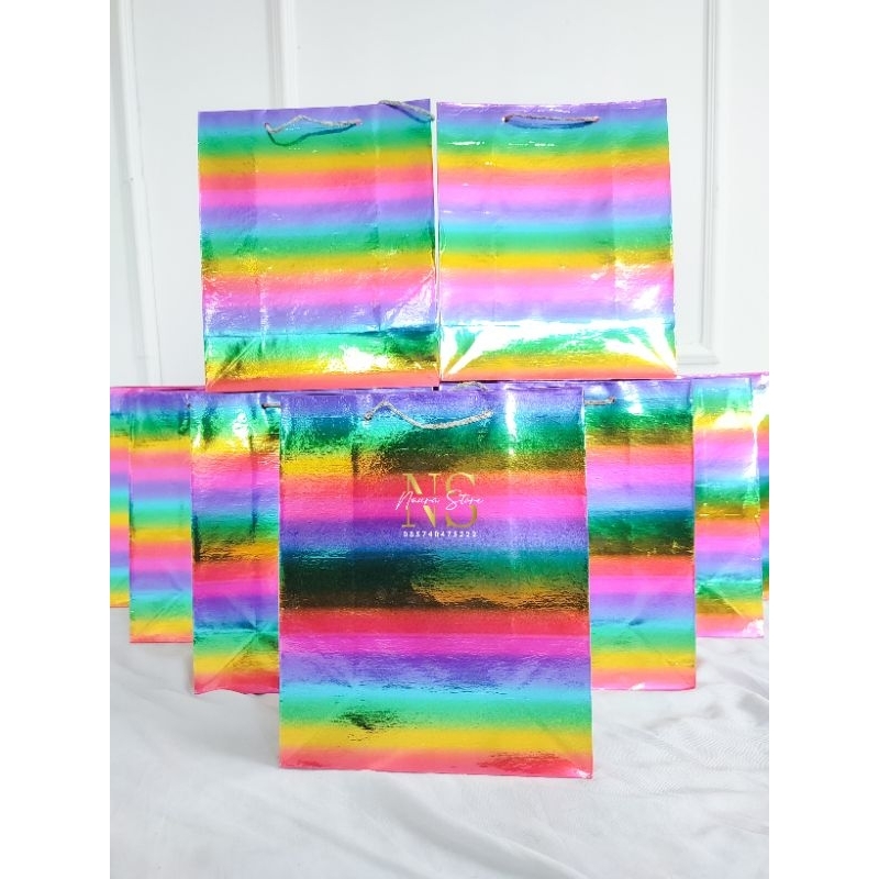 

{PAPERBAG R7 MOTIF PELANGI} Paperbag Songgong ukuran R7