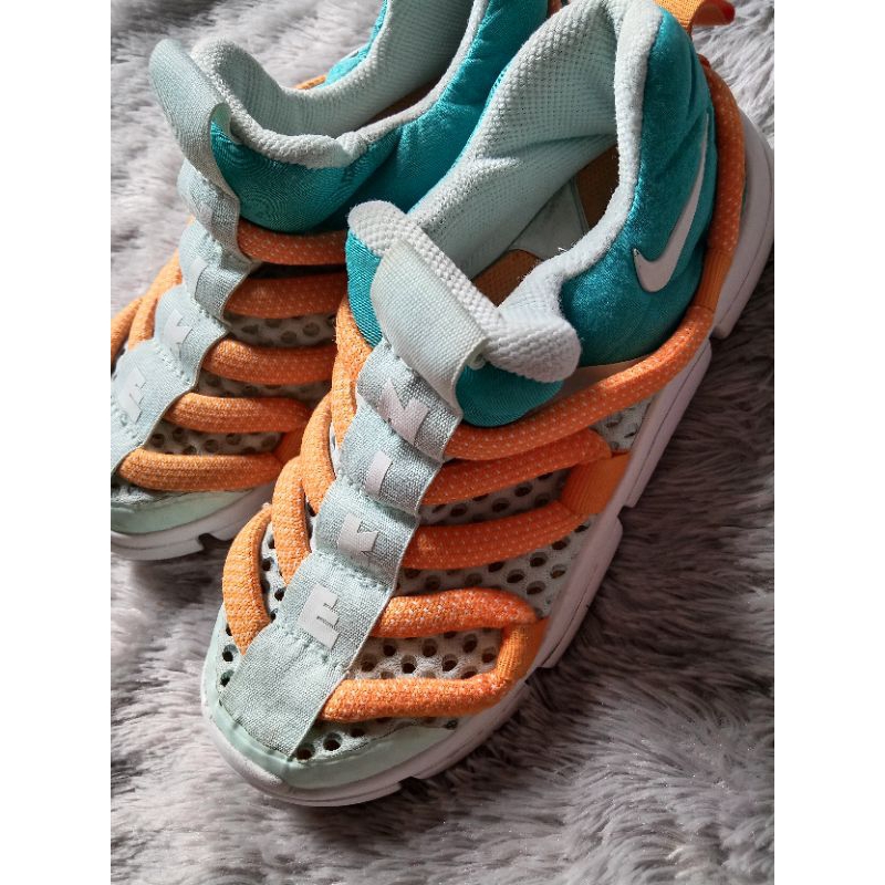 NIKE ORI anak size 33