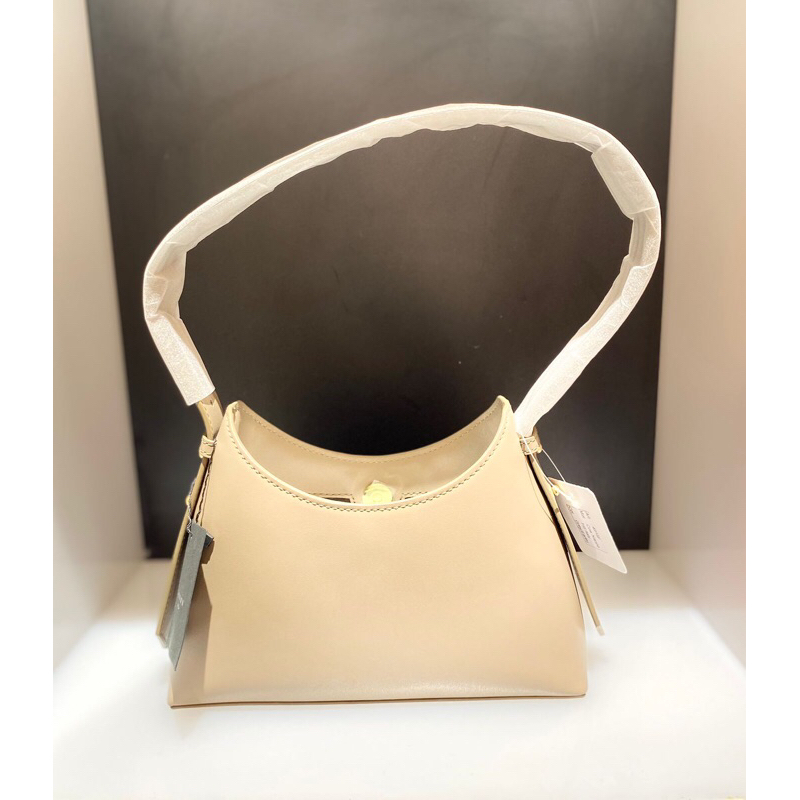 rounn - jovi adhiguna for rounn absolutely knot mini