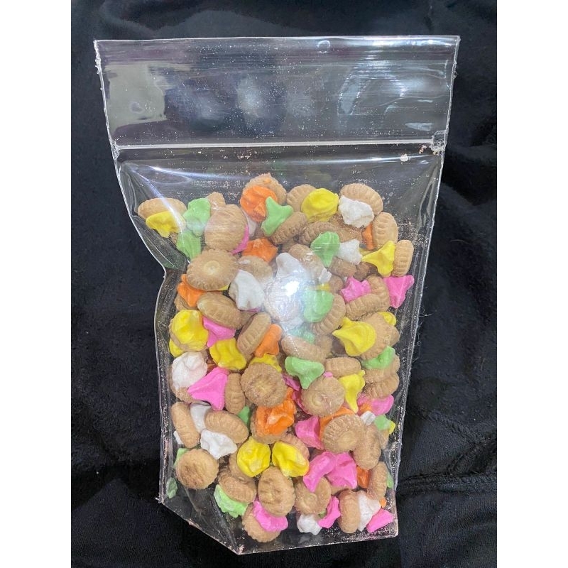 

Aneka Cemilan Gem Bunga Kemasan 1 KG ( Repack )