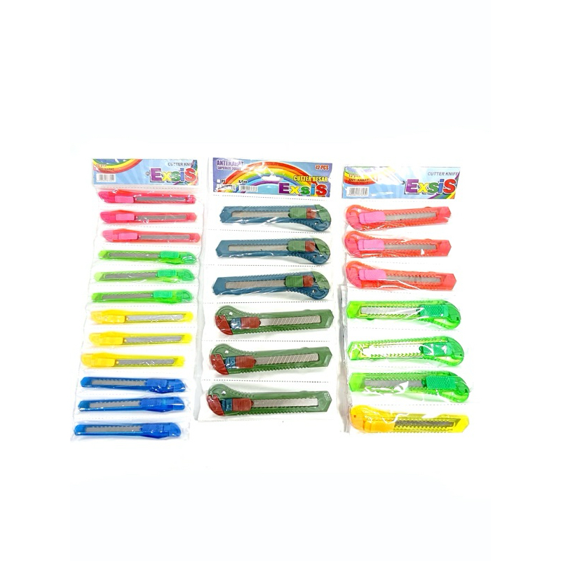 

Cutter Plastik Besar / Kecil