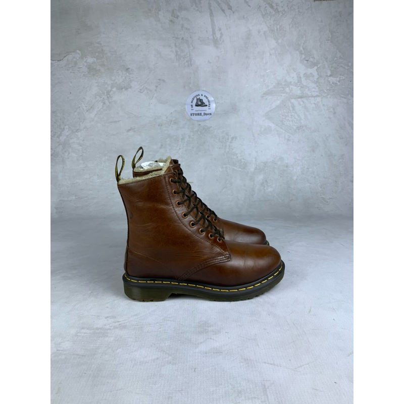 DrMartens1460Serena