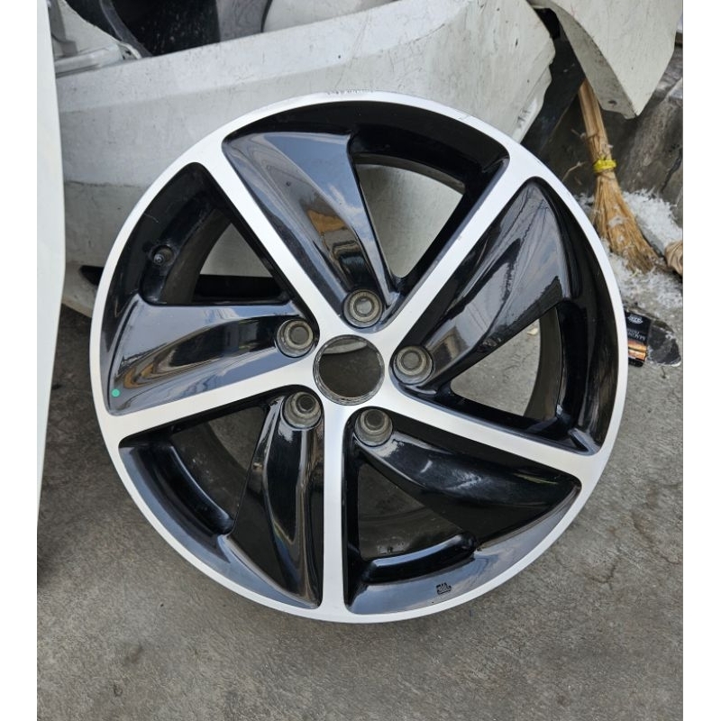 Velg Mobil Honda Hrv Prestige HONDA HR-V prestige R17 Original