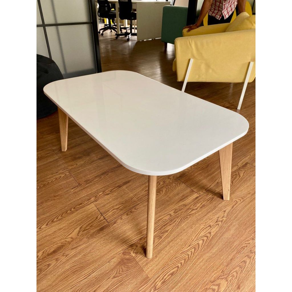 Preloved Fabelio Coffee Table Putih