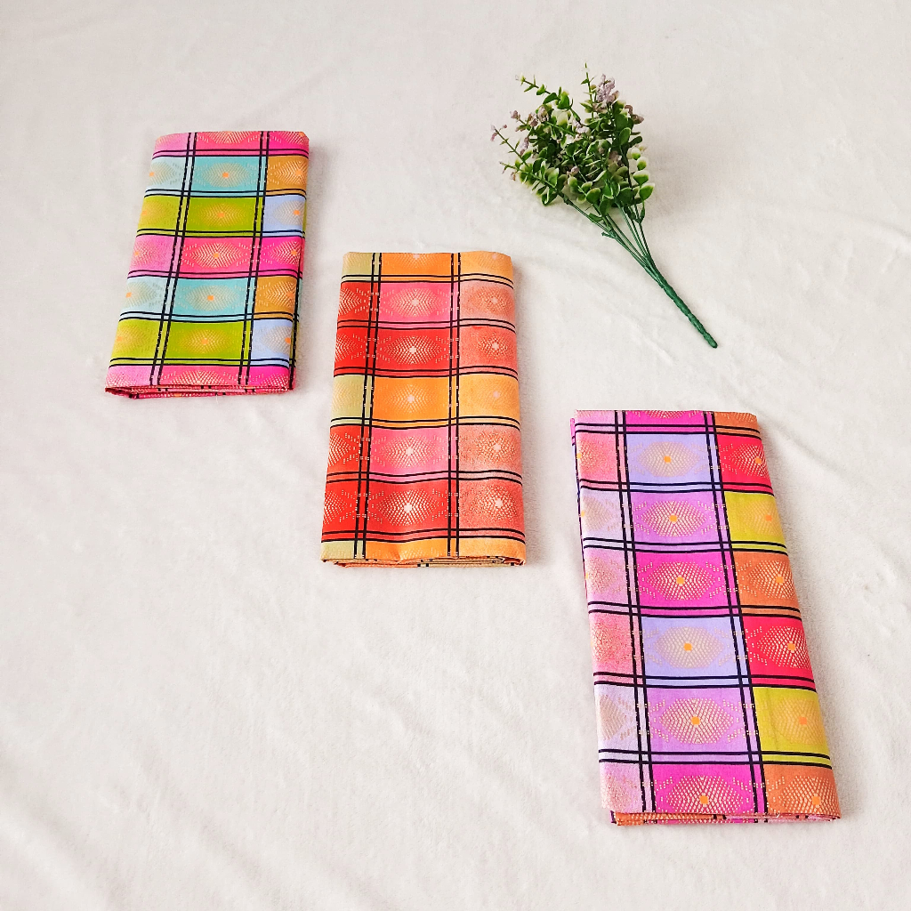 Sarung Bugis Adat Makasar / Sarung Baju Bodo / Sarung Kotak Khas Makasar