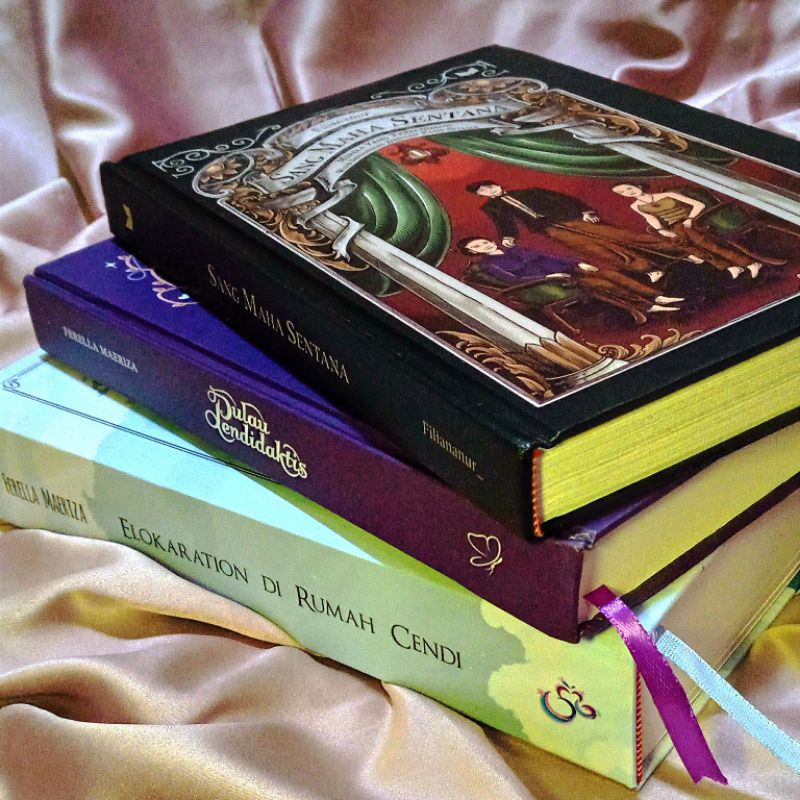 [BACA DESKRIPSI] PRELOVED NOVEL ORIGINAL novel au elokaration dirumah cendi sang maha sentana noceur