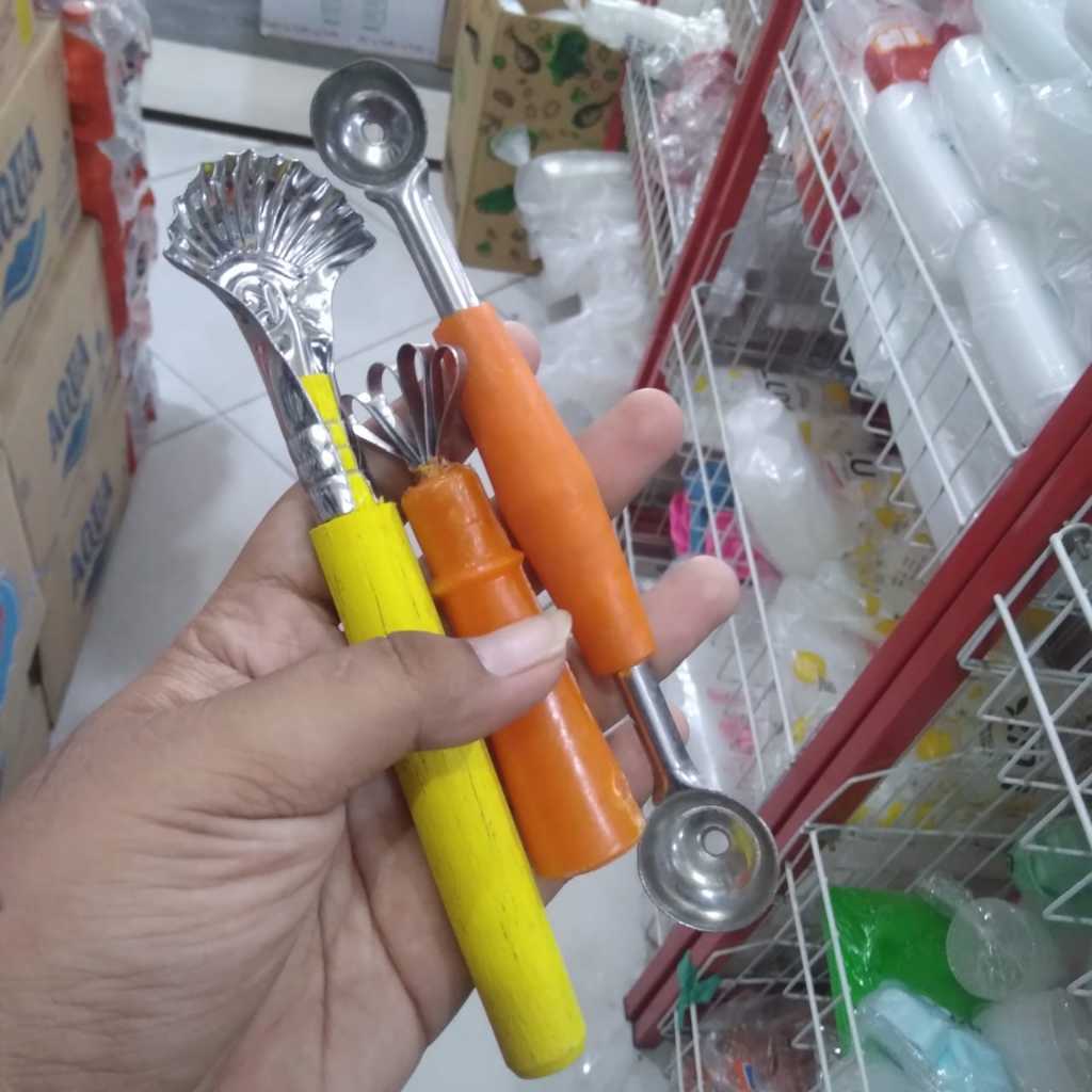 Kerokan Buah / Kerokan Degan Kelapa / Kerokan Blewah bulat / Kerokan buah bulat / serut Blewah