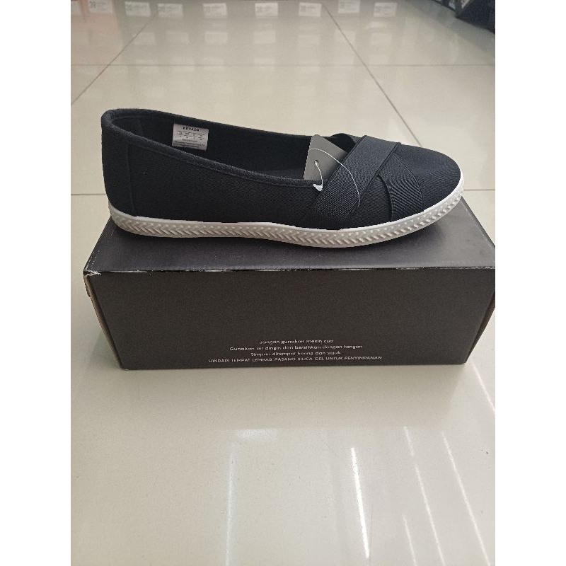 sepatu wanita merk nevada original