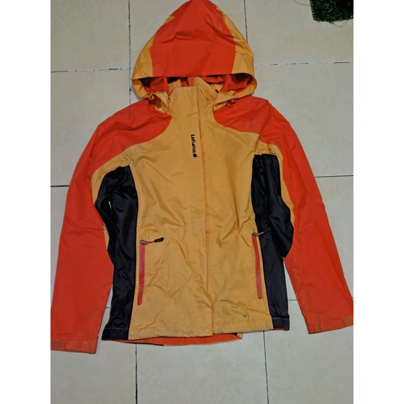 Jaket Gorpcore Lafuma