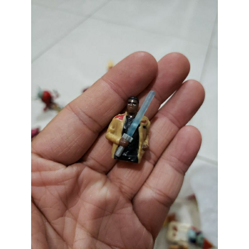 ACTION MINI FIGURE KECIL ORIGINAL ASLI FINN FIN STARWARS STAR WARS LUCASFILM LUCAS FILM LUCASFILM