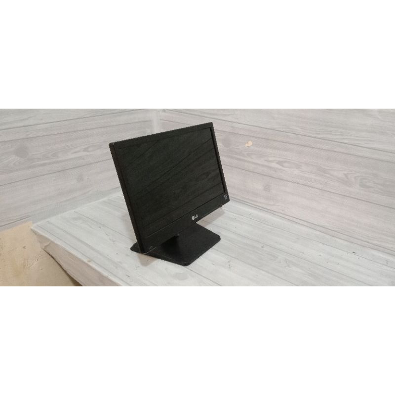 monitor LG 16 inch ready mulus bergaransi