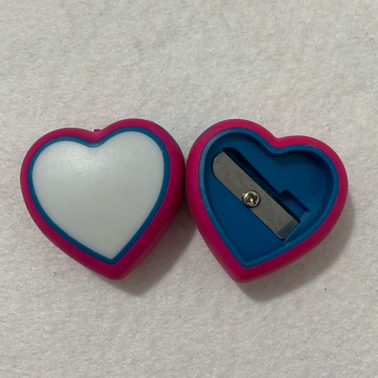 

Rautan Pensil Karakter Hati Heart Bahan Karet Sharpener Perlengkapan Sekolah Anak Pertajam Pencil Super Tajam Murah Terjangkau Orotan Petelot Manual Putar Sampai Lancip Tri Tunggal Malang