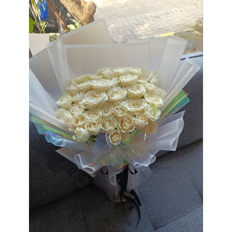 40 kuntum bunga mawar asli segar fresh flower bouquet Surabaya