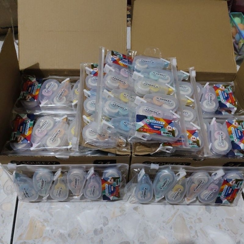 

Correction tape Squeezy