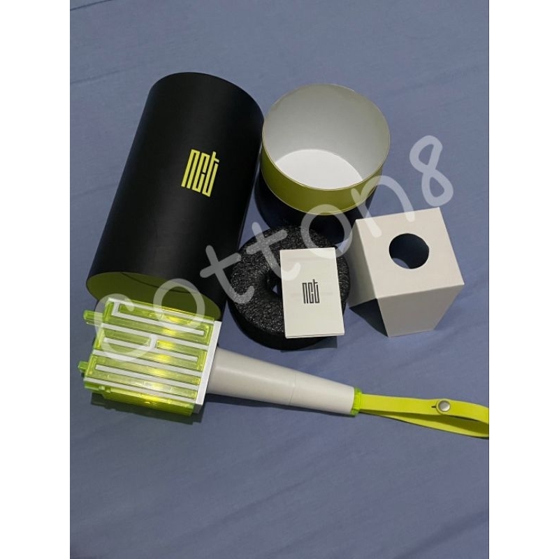 Preloved NCT Official Lightstick Ver 1