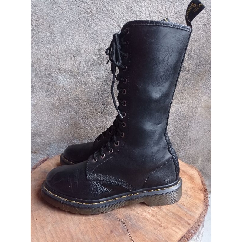 Boots Dr. Martens 14 hole size 39