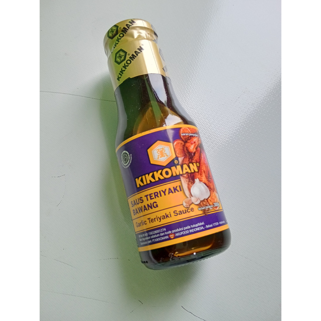 

Kikkoman Garlic Teriyaki Sauce / Saus teriyaki 300gr halal
