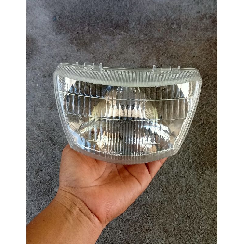 lampu depan fizr ori lampu depan F1zR ori lampu fizr ori lampu Yamaha fizr lampu Yamaha f1z r ORI la