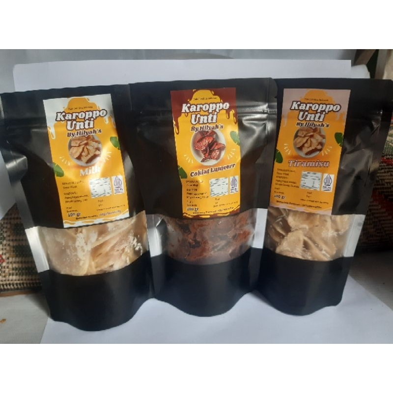 

Keripik Pisang Hilyah Varian Sweet Lumeerr