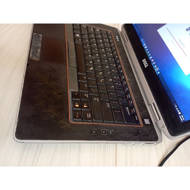 Laptop Dell Latitude E6420 core i7 ram 4 gb 14 inc ada minus