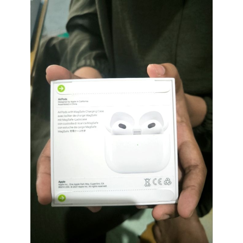 Apple AirPods Original Generasi 3 3rd Generation MagSafe Baru Bersegel