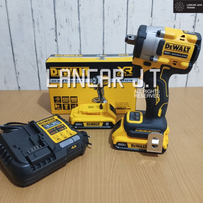 DEWALT DCF921 MESIN BOR PEMBUKA BAUT TRUK MOBIL MOTOR BRUSHLESS IMPACT WRENCH