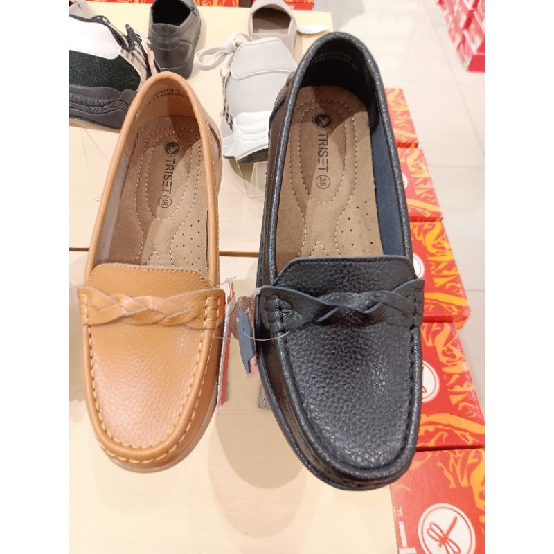 Triset sepatu mocasin kulit wanita dewasa