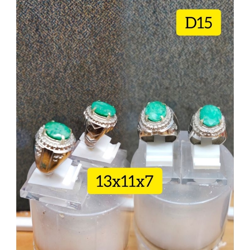 Natural emerald beryl/zambrud Colombia