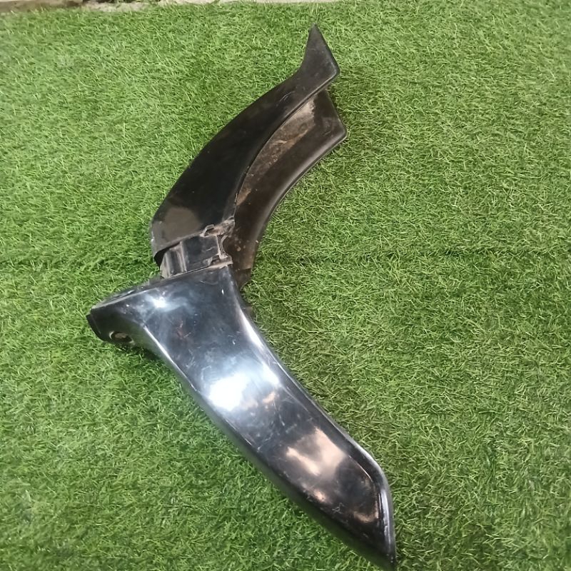 slebor depan Suzuki RC bravo original murah