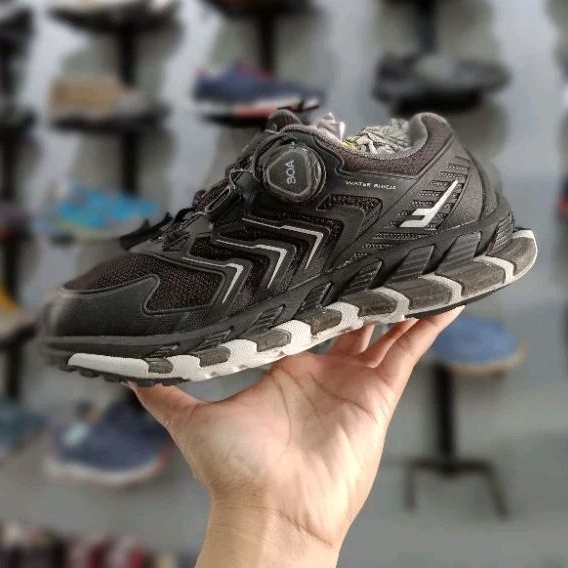 Sepatu outdoor hiking Boa Prospecs 40,5