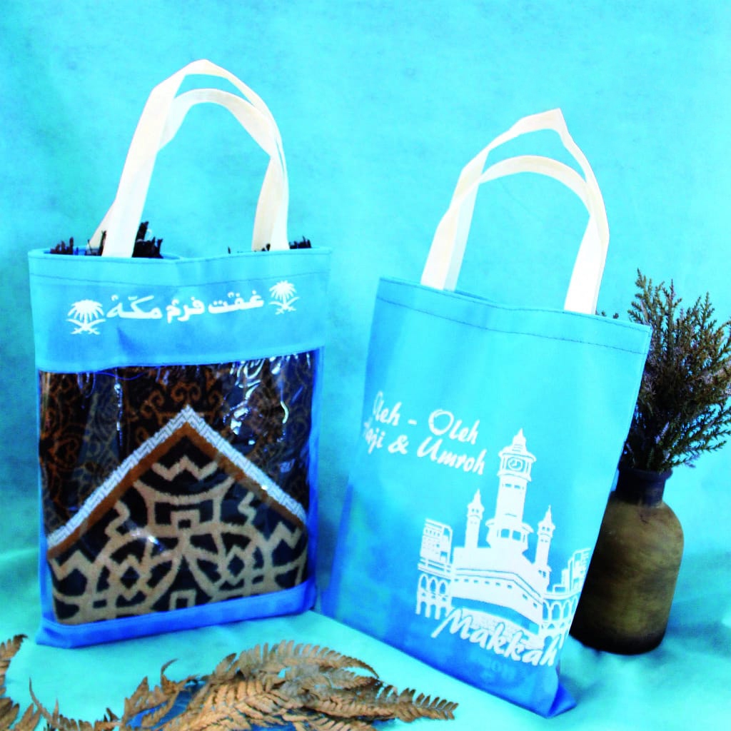

TAS SOUVENIR HAJI DAN UMROH KOMBINASI MIKA LANGSUNG KIRIM