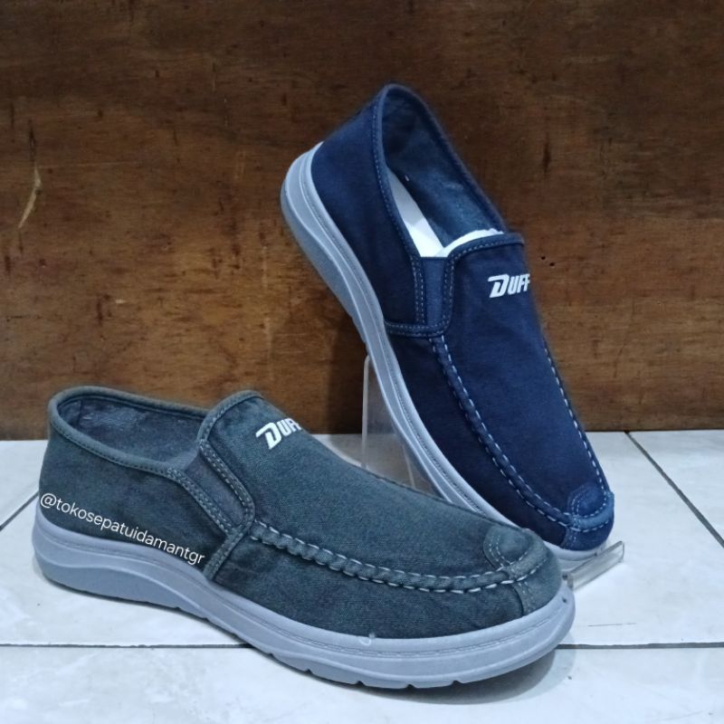 Sepatu Slip On Pria Duff Elroy