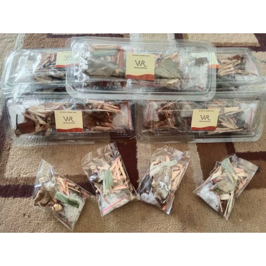 

WEDANG UWUH + KAPULAGA KOMPLIT 100% ASLI TINGGAL SEDUH 1 pack isi 10