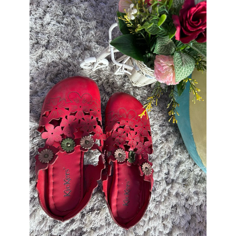 sandal wanita Kulit  kickers original