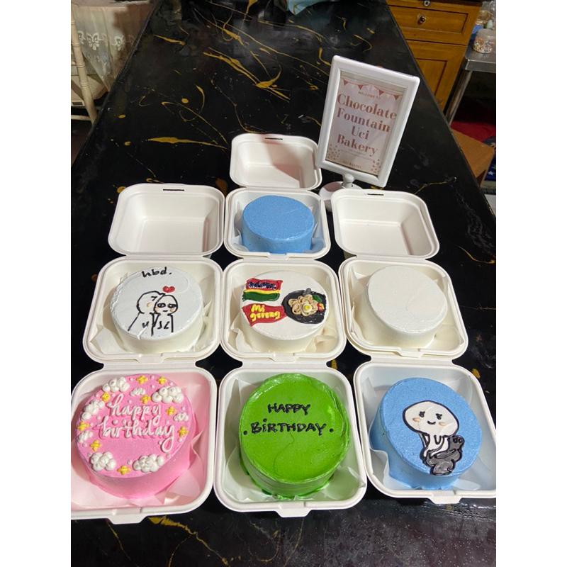 

BENTO CAKE READY STOCK BISA CUSTOM SESUKA HATI