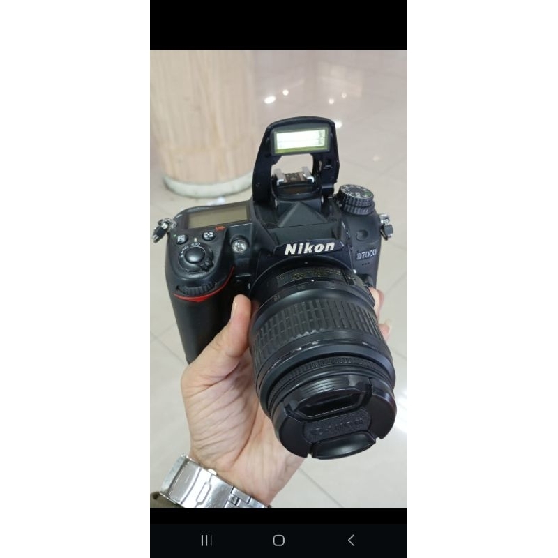 NIKON D7000