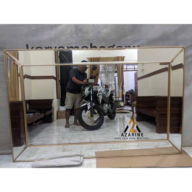 Pigura Cermin Hias Cermin Dinding Kotak Besi Gold
