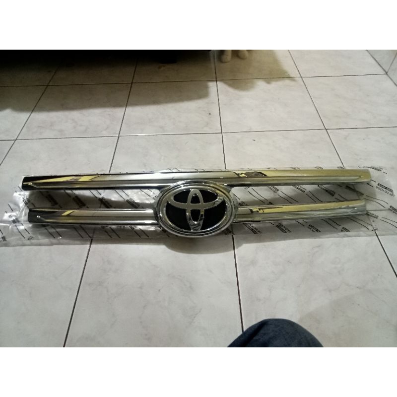 moulding list grill bumper depan Ruhs-Terios 2018-2023 Full Crhome