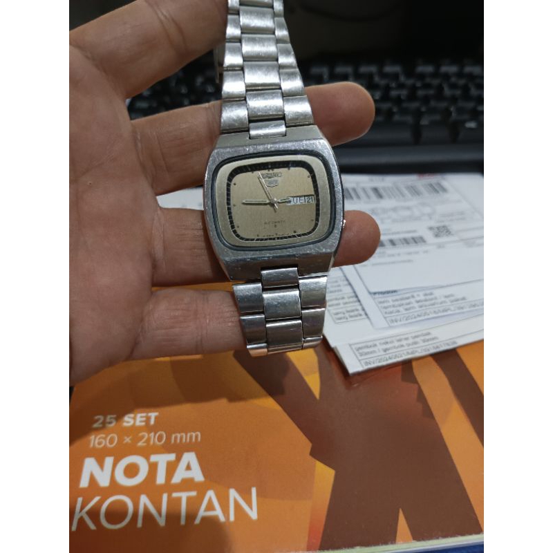 jam tangan Seiko 5 model tv besar full ori