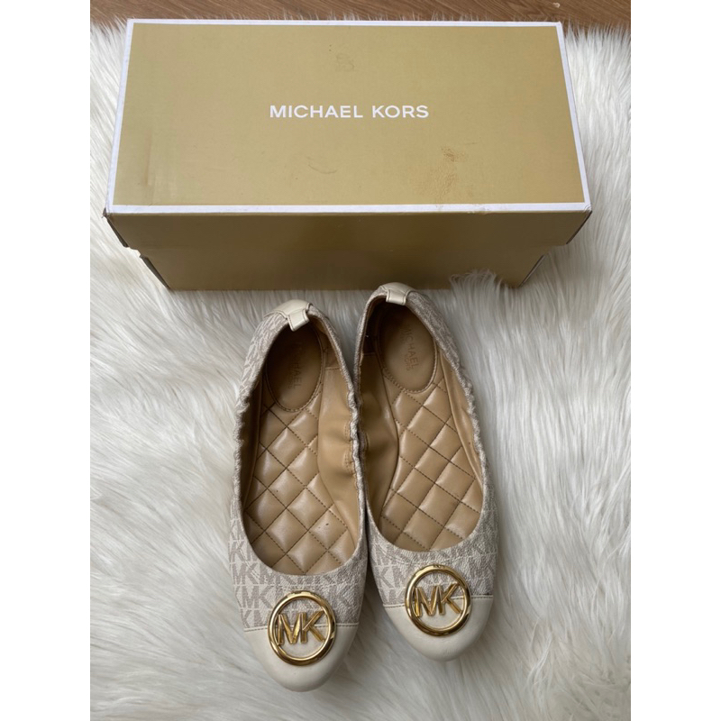 sepatu mk carmen authentic