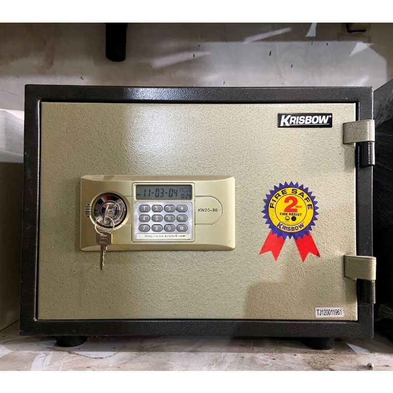 brankas krisbow kw20-90 Map F4 bisa masuk brankas digital krisbow rekondisi