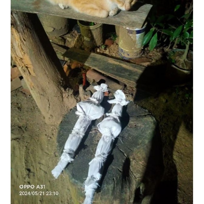 (cod tidak kami kirim) ALAT SULAP KONTEN HOROR POCONG KECIL ISI 2 BIJI