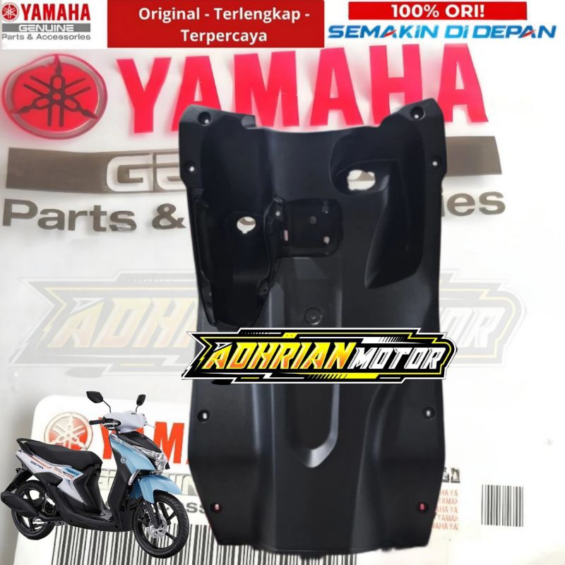 COVER KONTAK LEG SHIELD MIO GEAR 125 ASLI ORIGINAL YAMAHA B3W-F8312-00