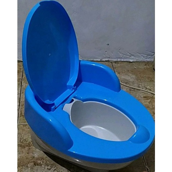 Pispot Green Leaf 519  Potty Training Seat  Closet Duduk WC Jongkok Anak Lansia 15 LITER