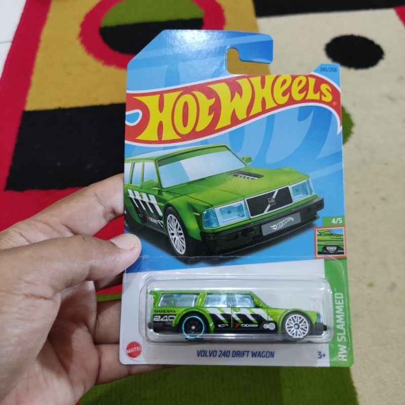 HOTWHEELS VOLVO 240 DRIFT WAGON