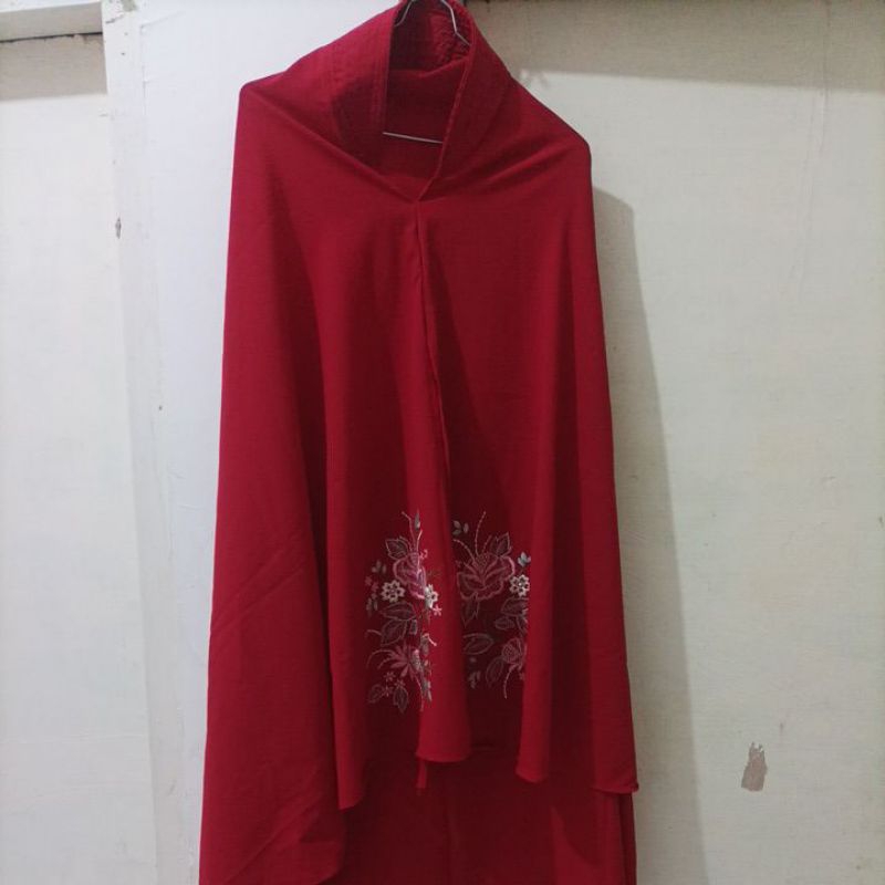 Hijab Syari Preloved Merah Bendera