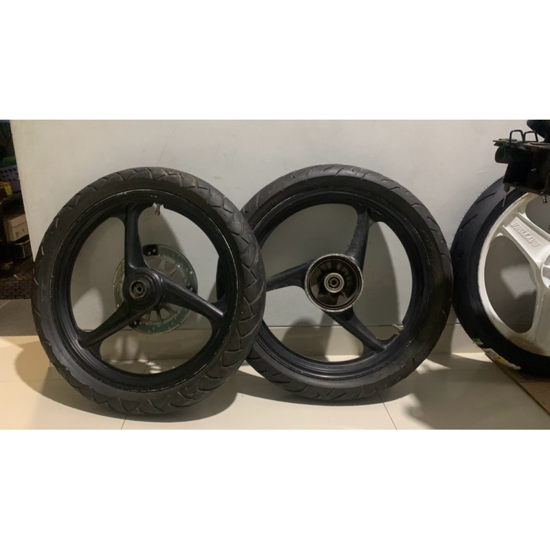 Velg enkei f1zr palang 3 original