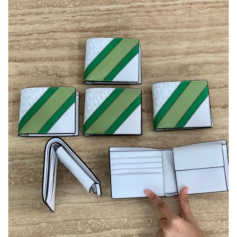 Cooper Bifold Coin Zip Pocket Wallet Palm