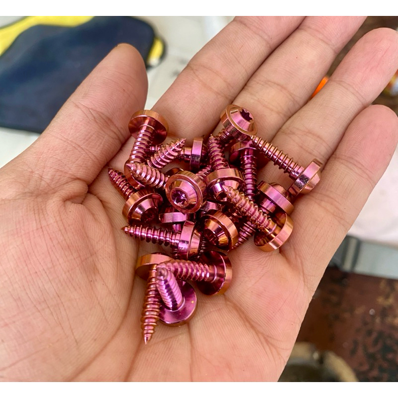 baut body yamaha titanium honda / baut bodi titanium  yamaha / baut titanium body motor vario 125/15